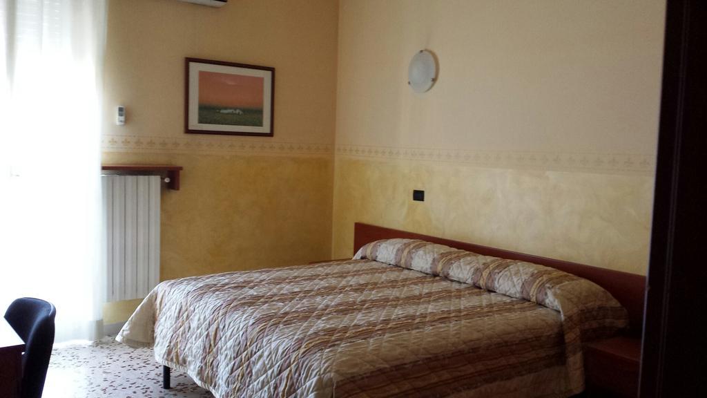 Hotel Frejus Collegno Exterior photo